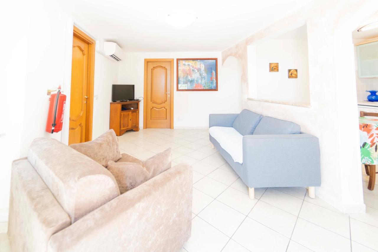 Casa Vacanza Il Portico Монелья Экстерьер фото