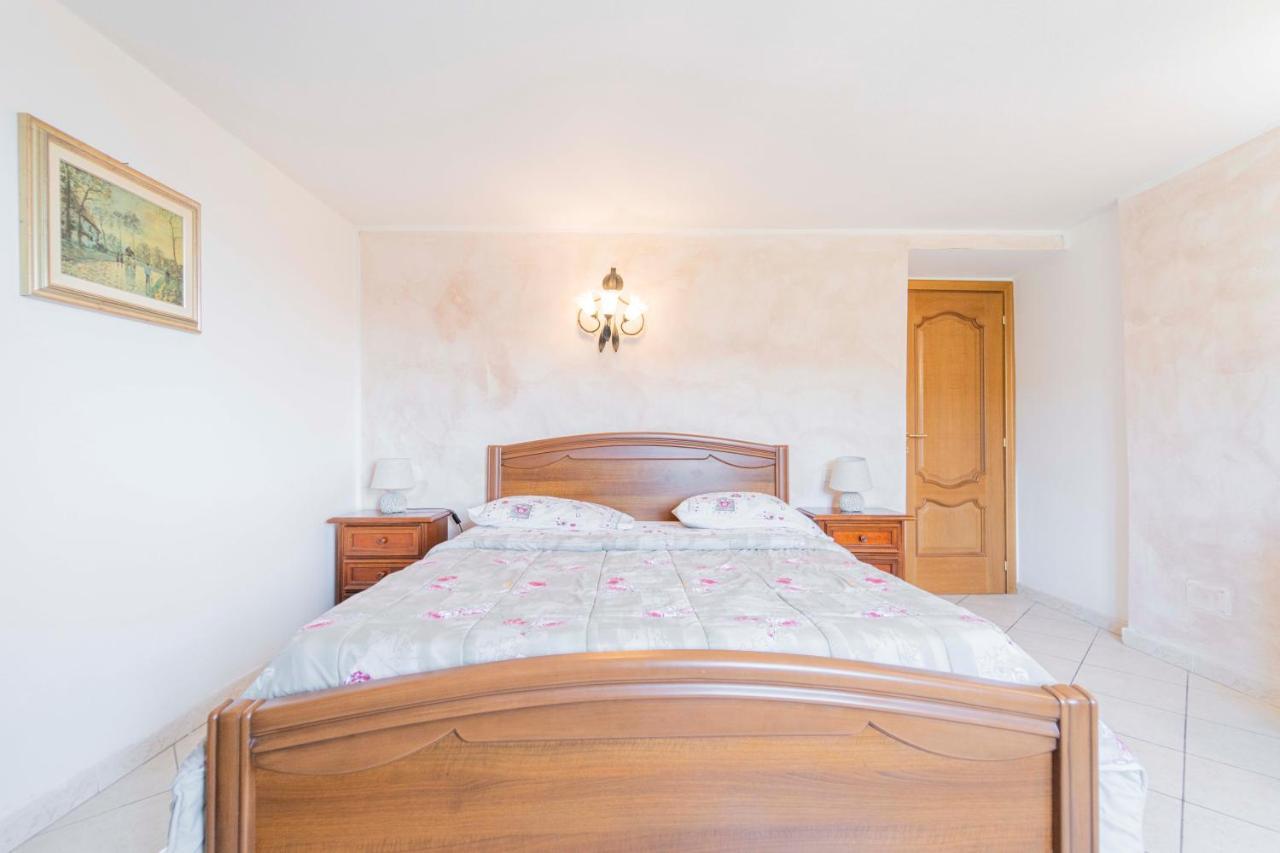 Casa Vacanza Il Portico Монелья Экстерьер фото