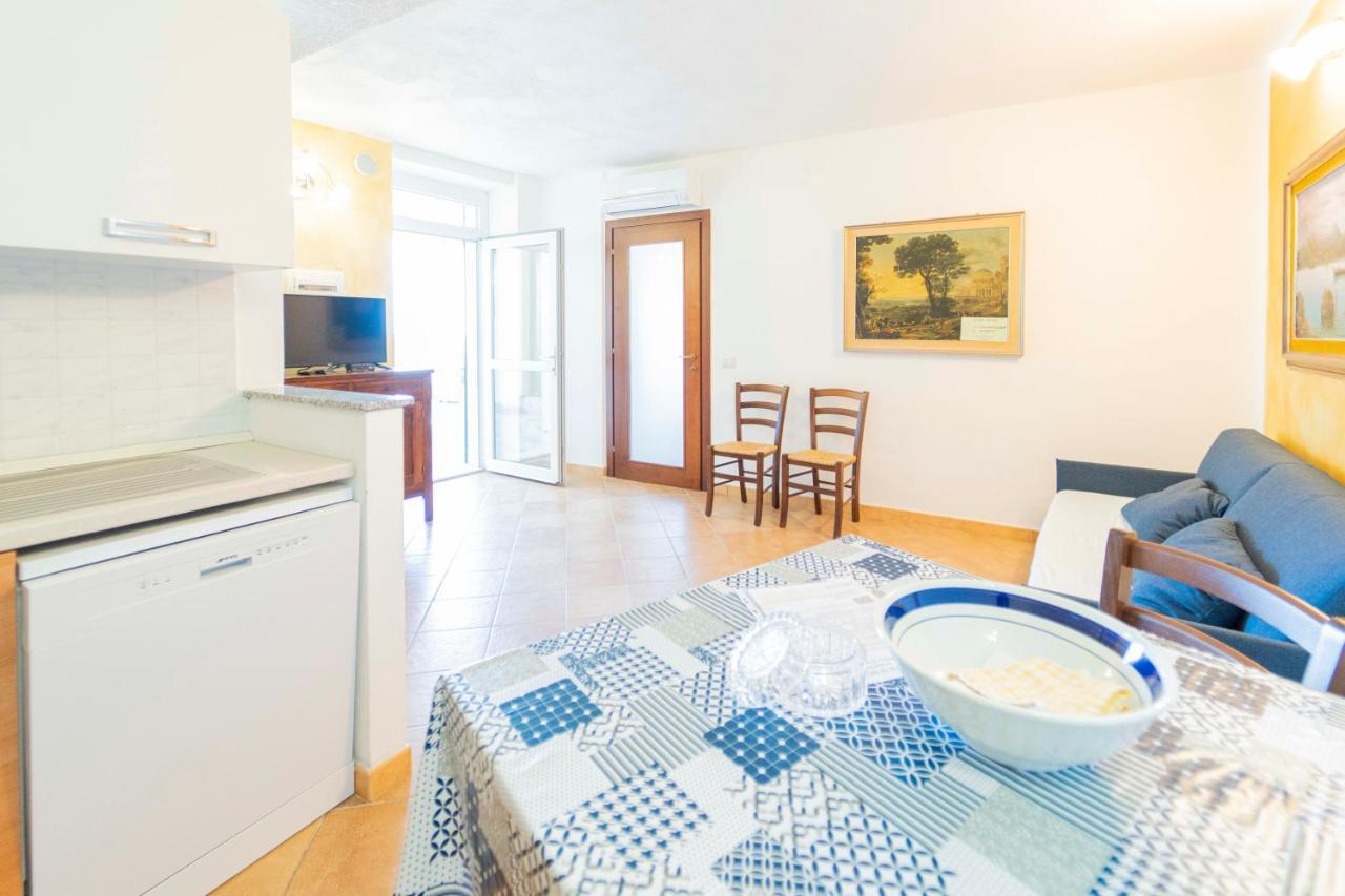 Casa Vacanza Il Portico Монелья Экстерьер фото